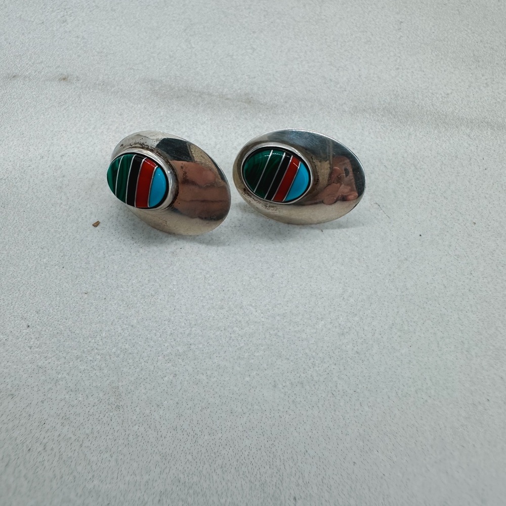 Vintage Zuni stone inlay shield earrings - Picture 4 of 4